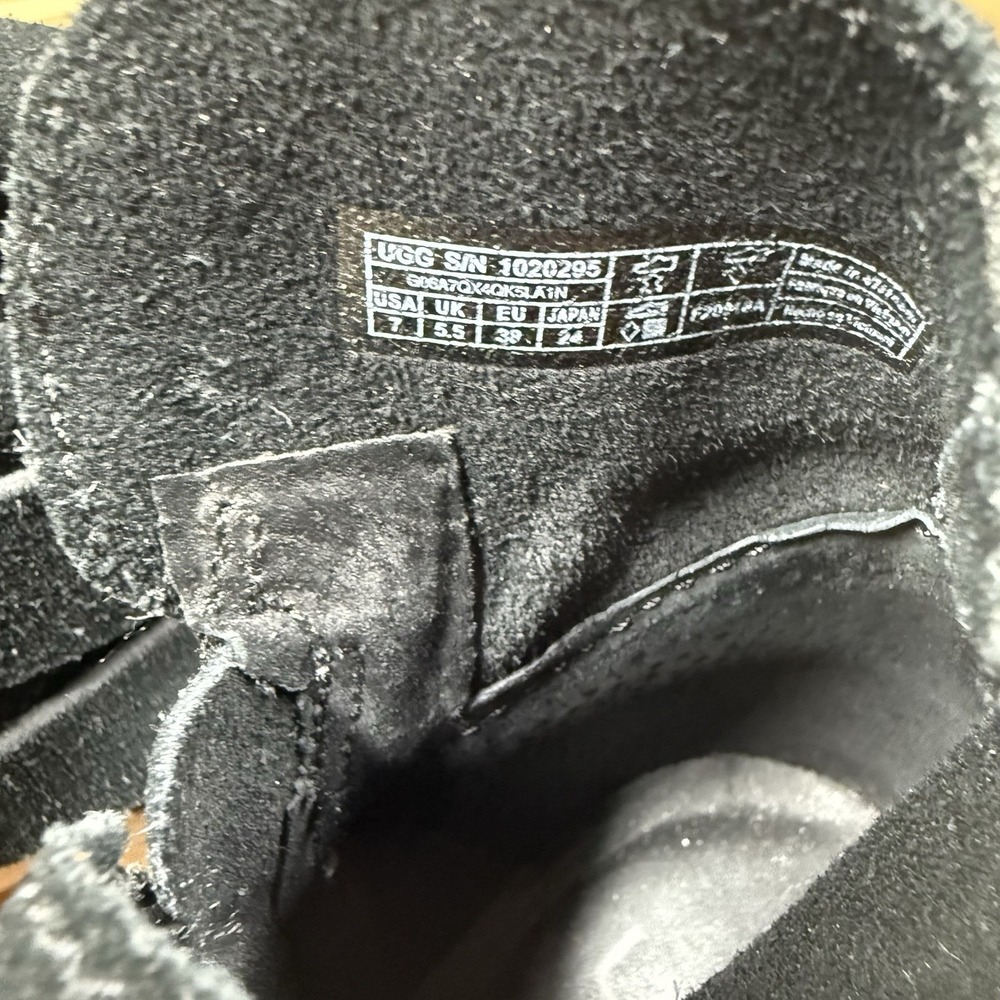 UGG Elora Ankle Bootie Black Suede Block Heel Pull-on Boots 1020295 Women Sz 7 - Picture 6 of 7